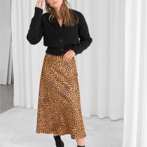 & Other Stories leopard print skirt size 4